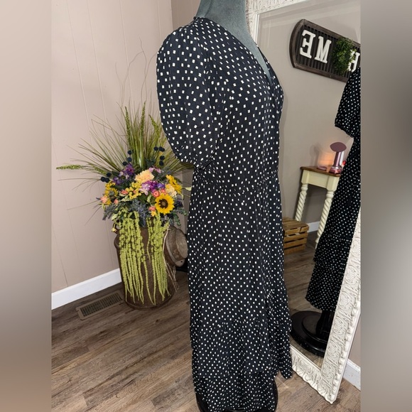 Knox Rose • Midi Wrap Dress - Picture 8 of 12